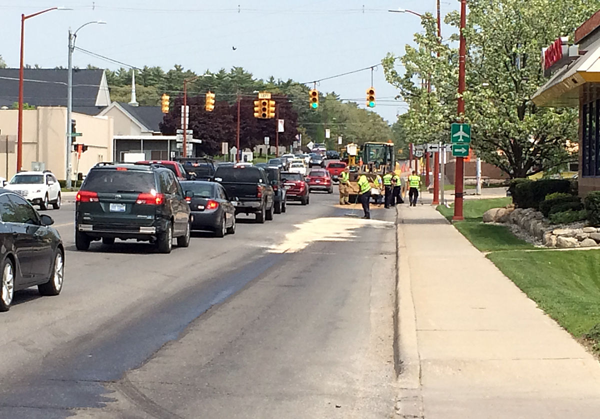 UPDATE: Diesel spill closes lane on East Front